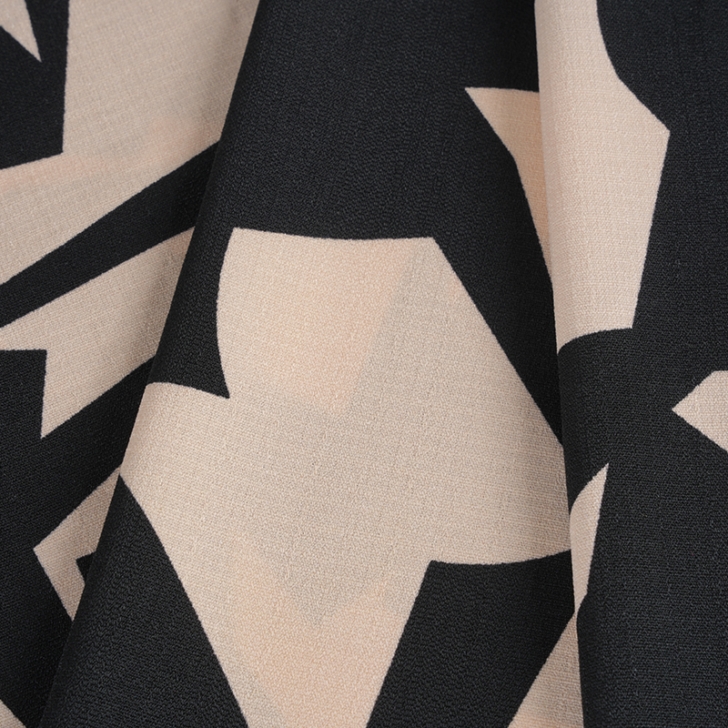 5068 Linglong Kenevir Pembe Ve Siyah Baskı Kumaş