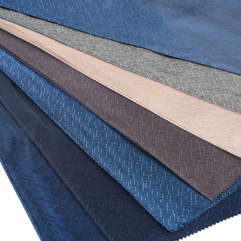 PV Düzensiz Çizgi Jakarlı Kumaş