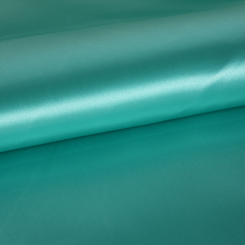 50/75 Parlak Bükümsüz Saten + Üst Kumaş Üzerine İnce Kürek