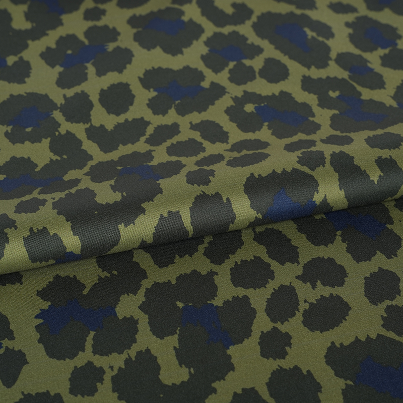 230T Yüksek Streç Pongee Büyük Leopar Baskı Kumaş